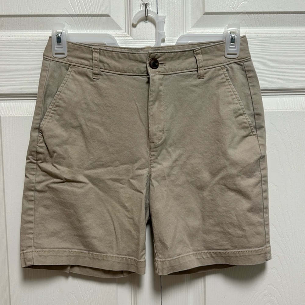 Women’s high waisted Bermuda shorts